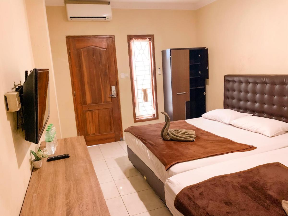 Auberge de jeunesse Omah Pelem Syariah à Semarang Extérieur photo
