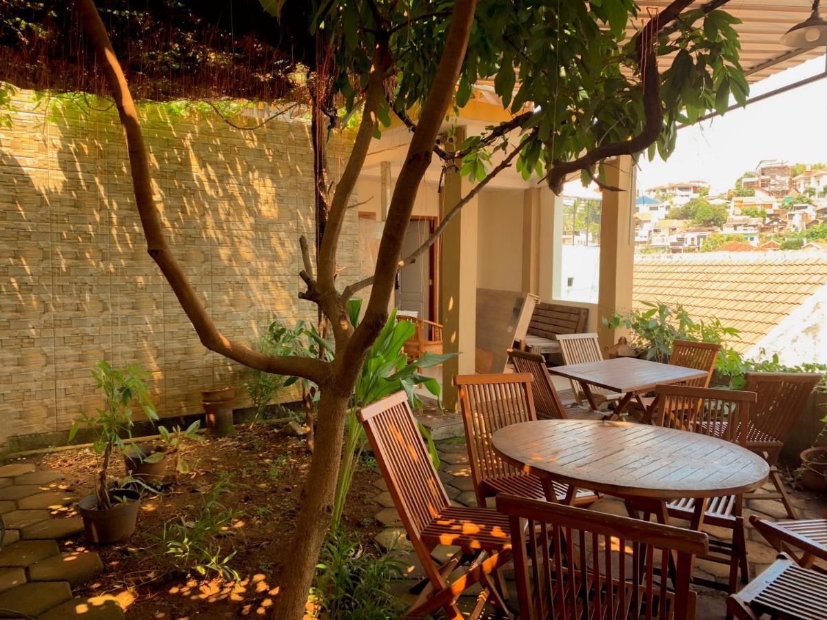 Auberge de jeunesse Omah Pelem Syariah à Semarang Extérieur photo